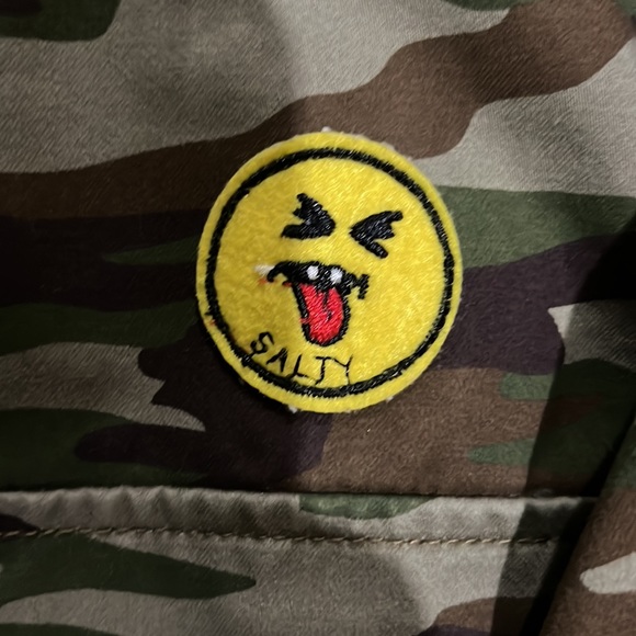 Camo Button down - Picture 5 of 8